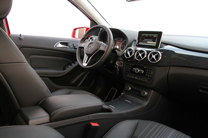 Prueba Clase B 200 CDI 2012 habitáculo