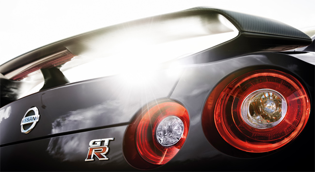 nissan-gt-r-2014-aleron-fibra-carbono