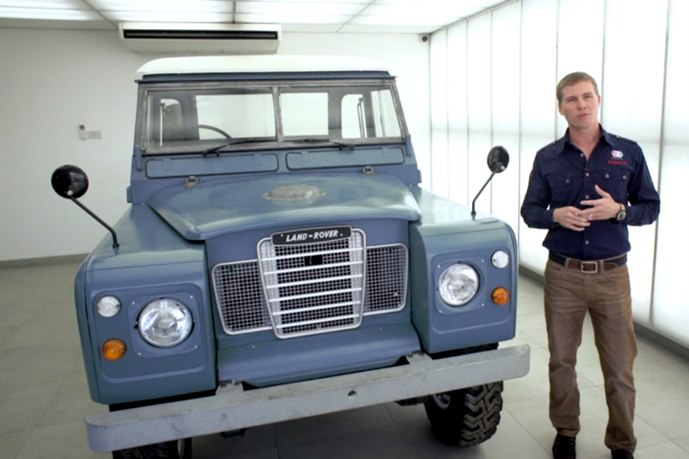 Vídeo así fue la restauración del Land Rover de Bob Marley