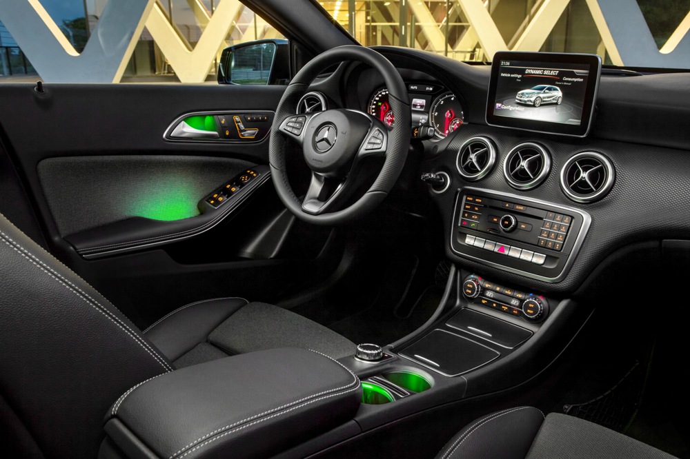 Mercedes-Benz A-Klasse (W 176) 2015 Mercedes-Benz A-Class (W 176) 2015