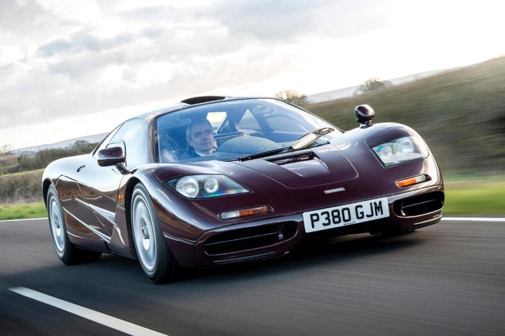 rowan-atkinson-vende-mclaren-f1-10-8-millones-euros (1)