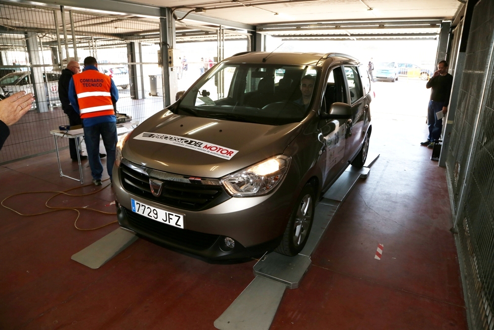 ii-eco-rally-auto-bild-2015-verificaciones (1)