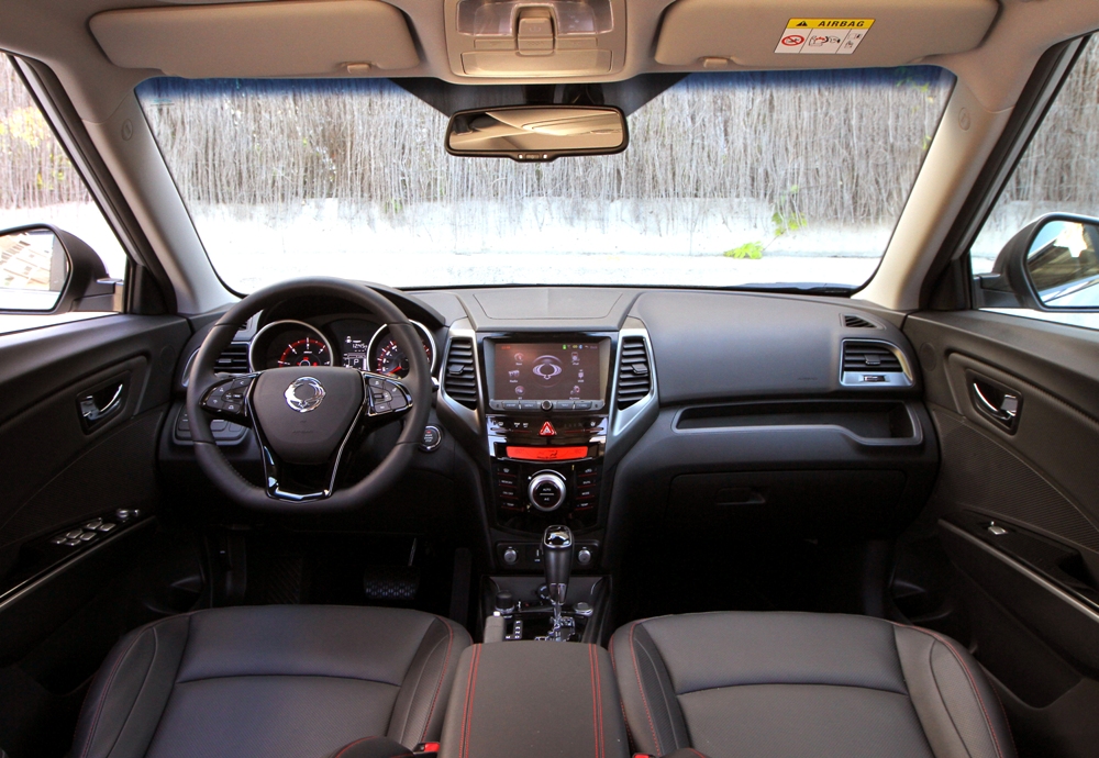 interior Prueba SsangYong XLV