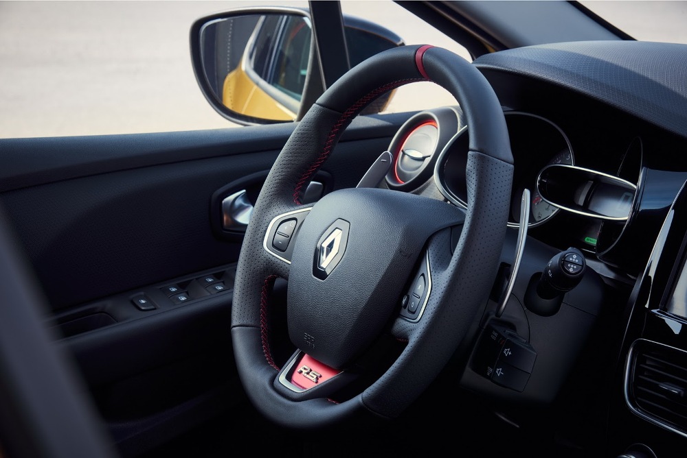 Renault Clio RS 2016 (13)