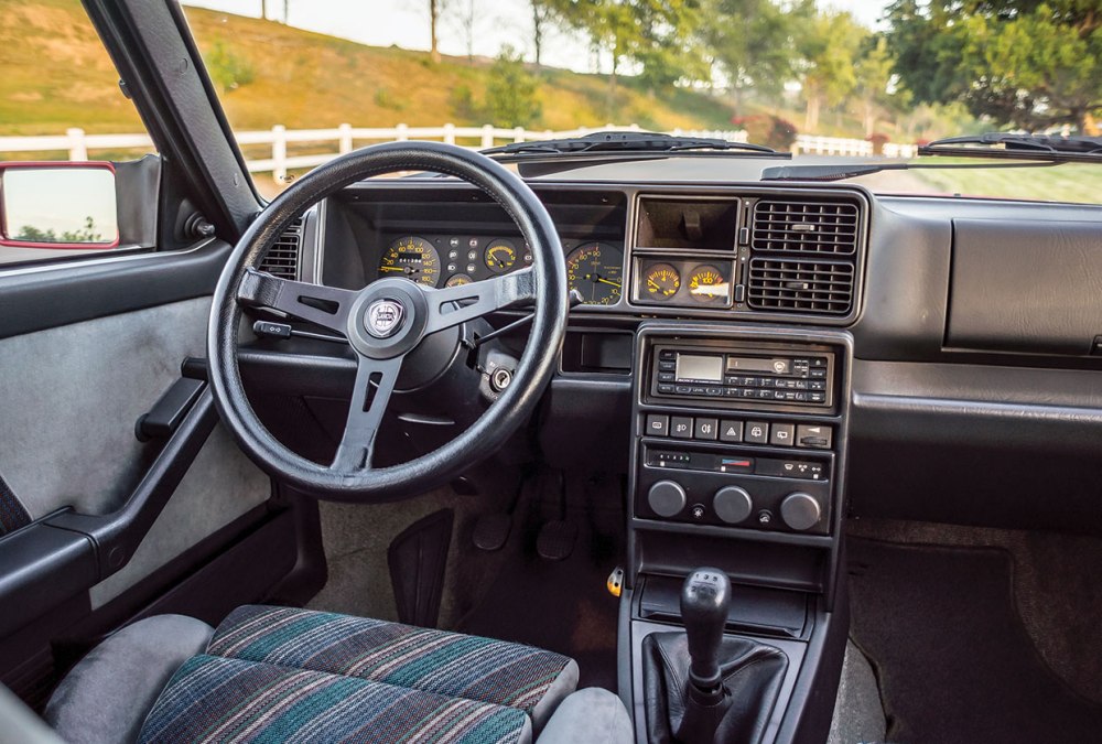 venta-lancia-delta-hf-integrale-1990 (13)