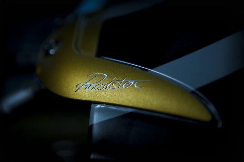 5 superdeportivos esperamos 2017 Pagani Huayra Roadster