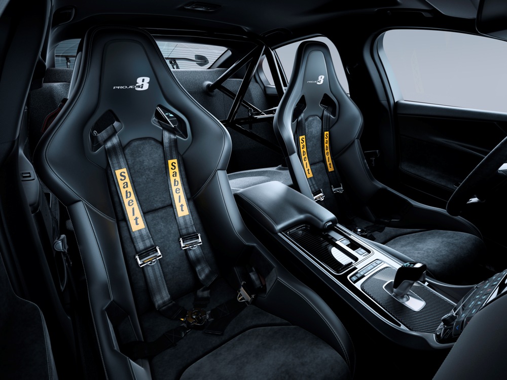 Interior Jaguar XE SV Project 8 