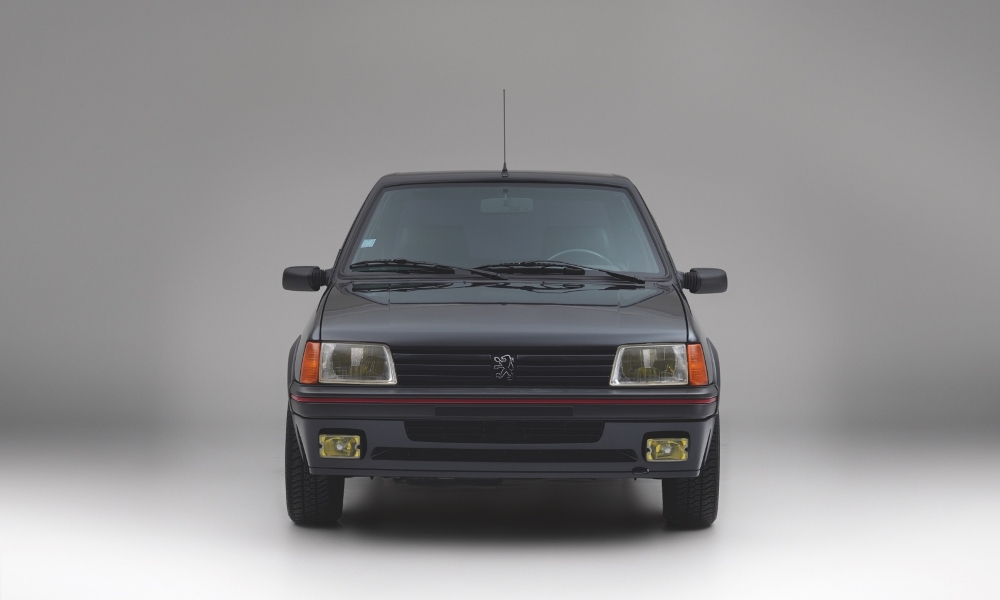 Peugeot 205 GTI blindado