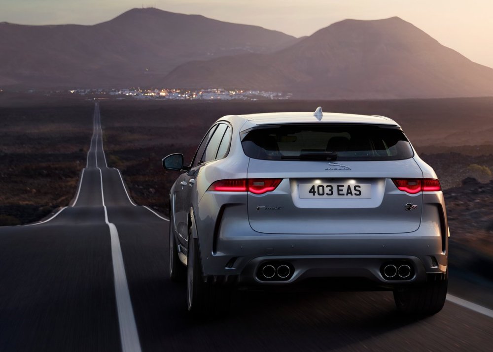 Jaguar F-Pace SVR
