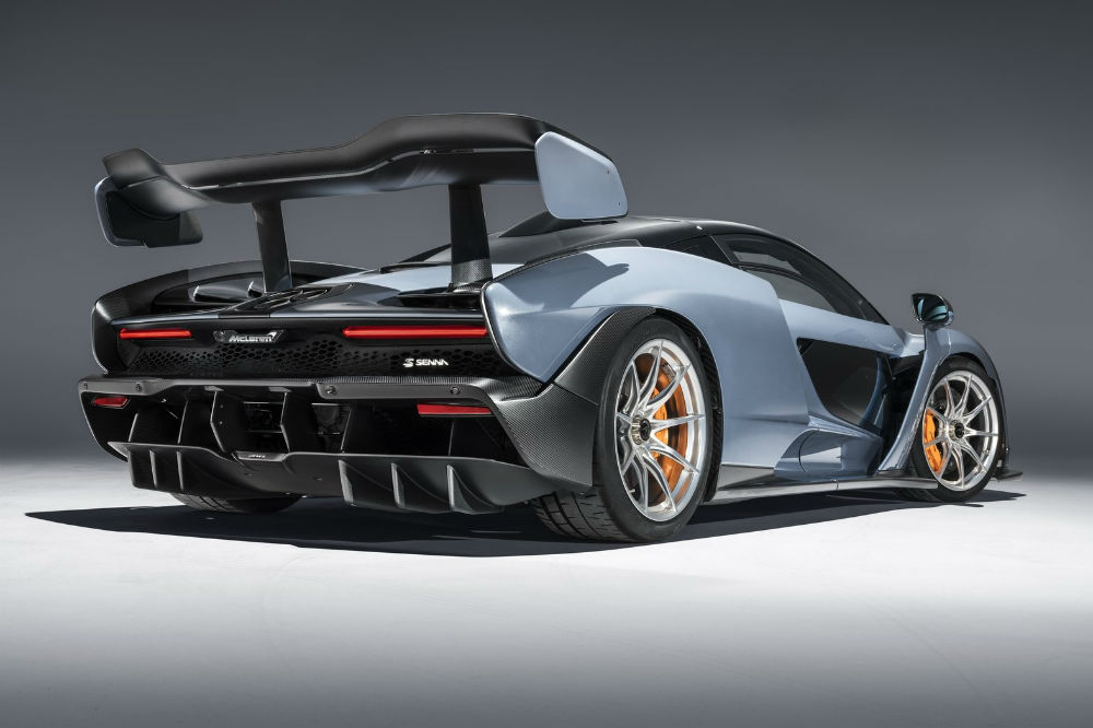 Los coches de producción con los alerones más bestiales