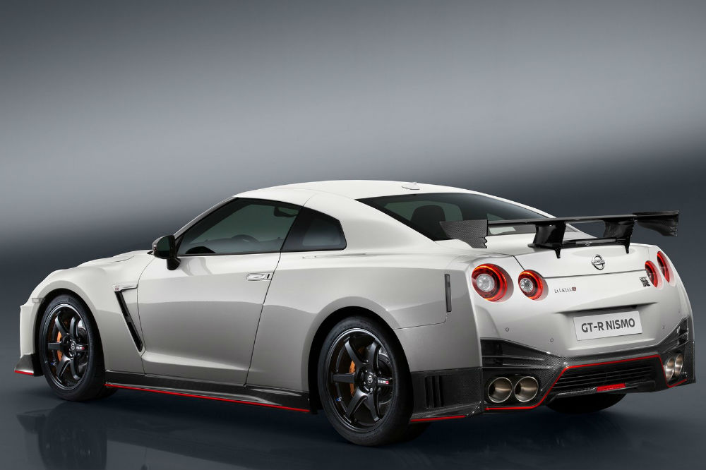 Los coches de producción con los alerones más bestiales