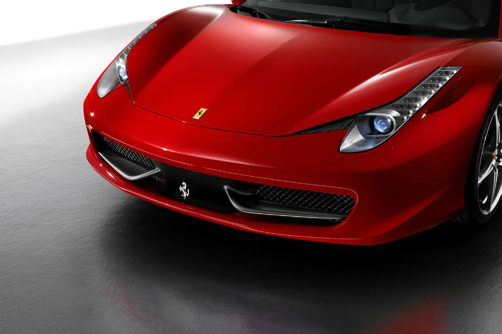 coches de calle con aerodinámica de competición