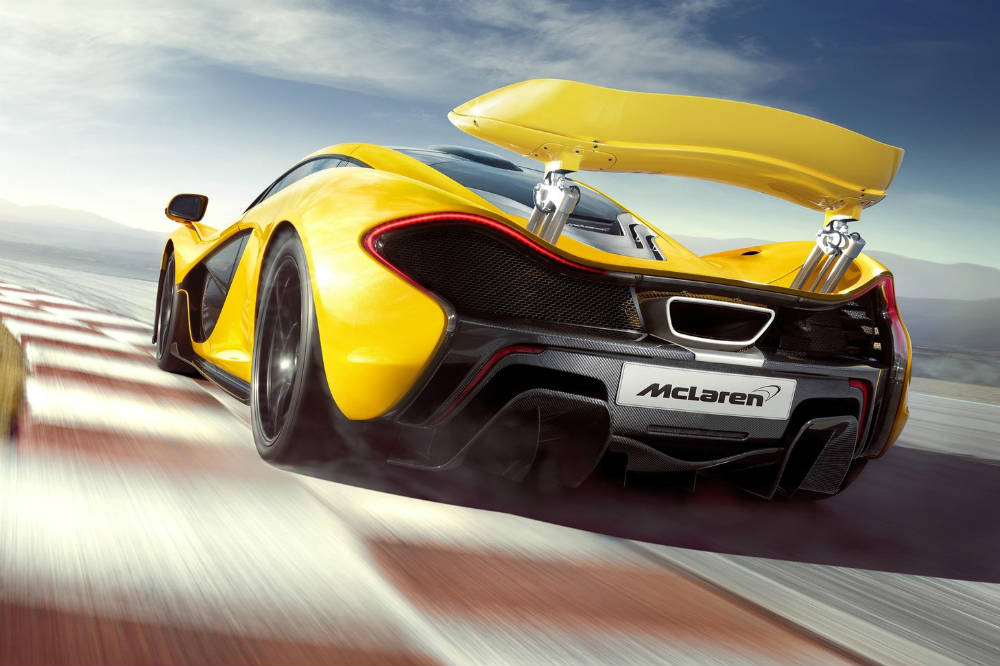 coches de calle con aerodinámica de competición