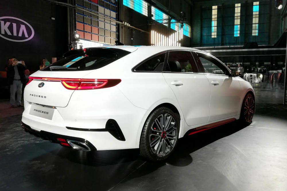 Kia Proceed