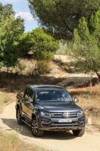 Volkswagen Amarok Aventura 3.0 V6 TDI curva