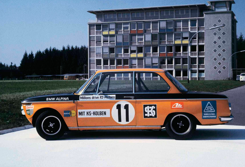 BMW 2002 Ti Alpina lateral