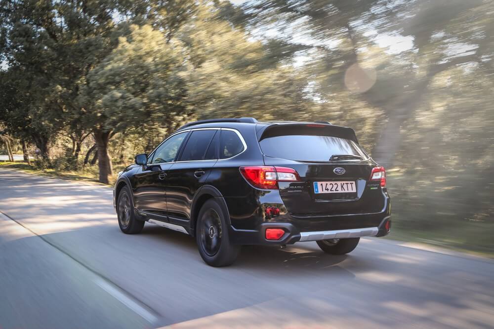 Subaru Outback Black Edition