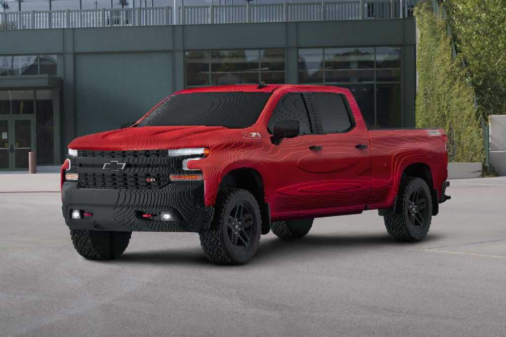 11 coches de LEGO construidos a tamaño real