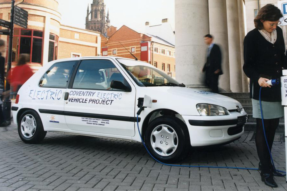 coches eléctricos adelantados a su tiempo Peugeot 106