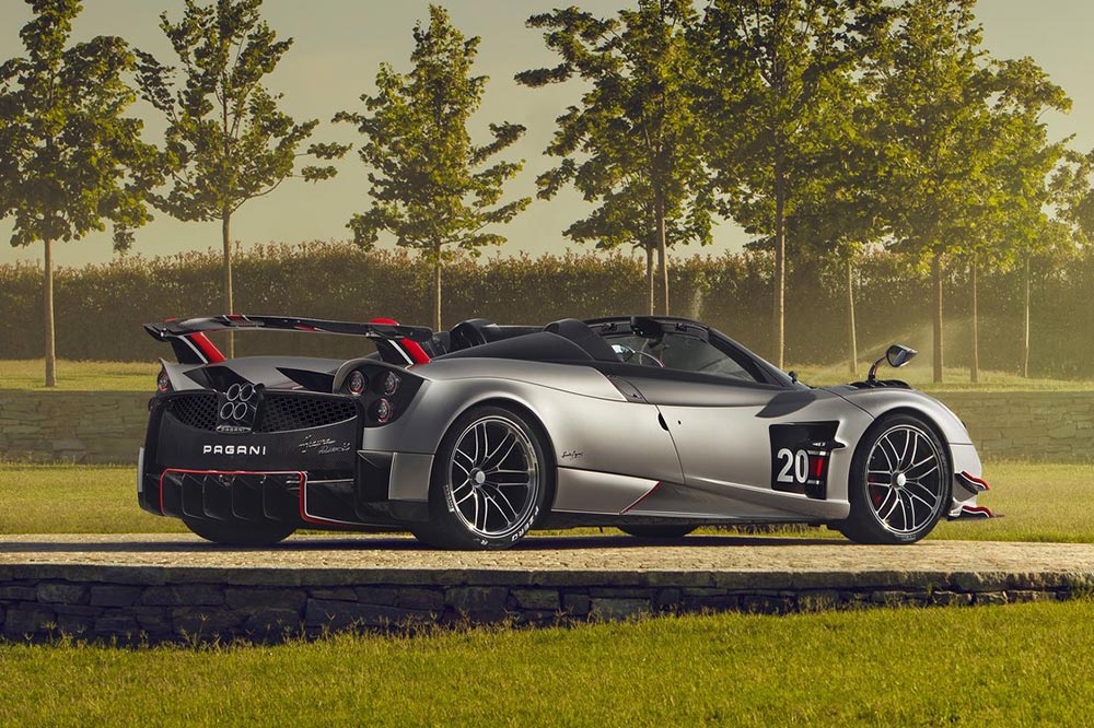 Pagani Huayra Roadster BC trasera