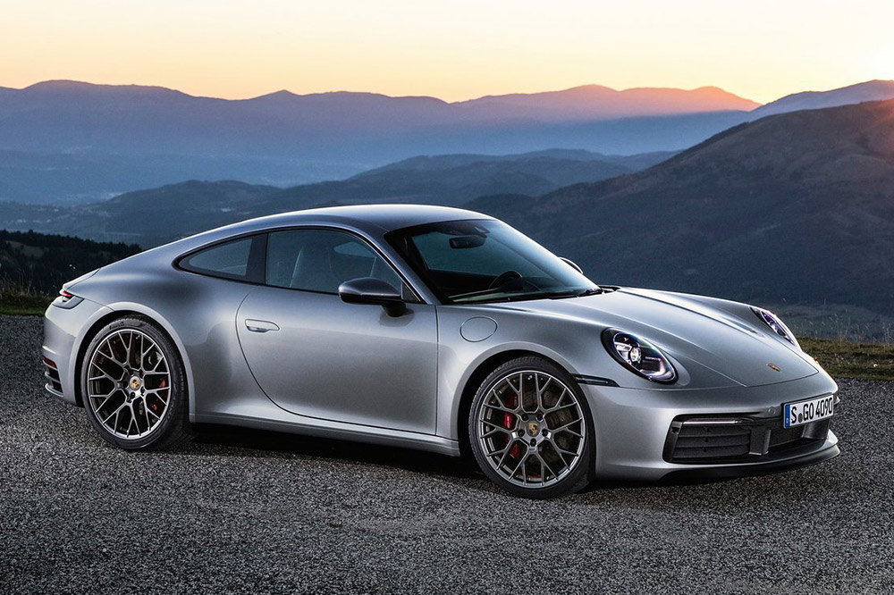 superdeportivos que son más lentos que el Porsche Taycan 911