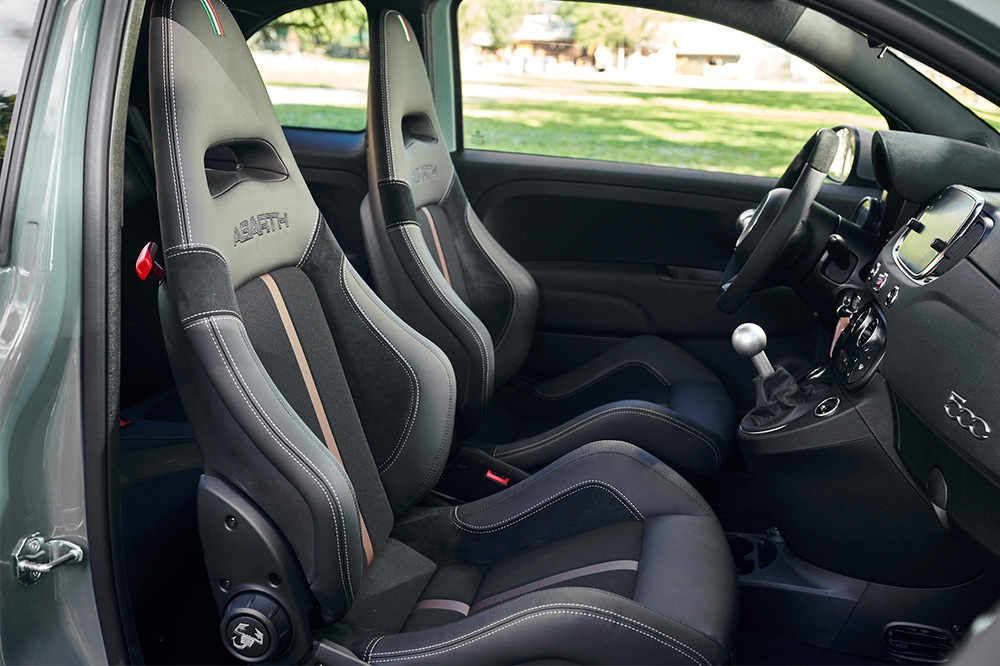 Abarth 695 70 Anniversary interior