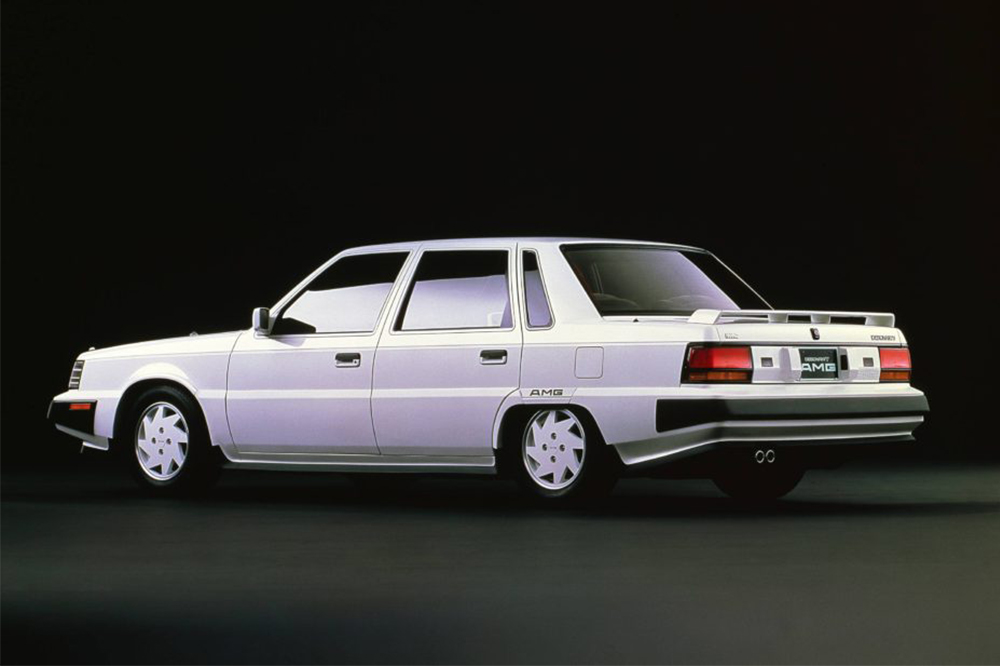 Mitsubishi Debonair AMG trasera
