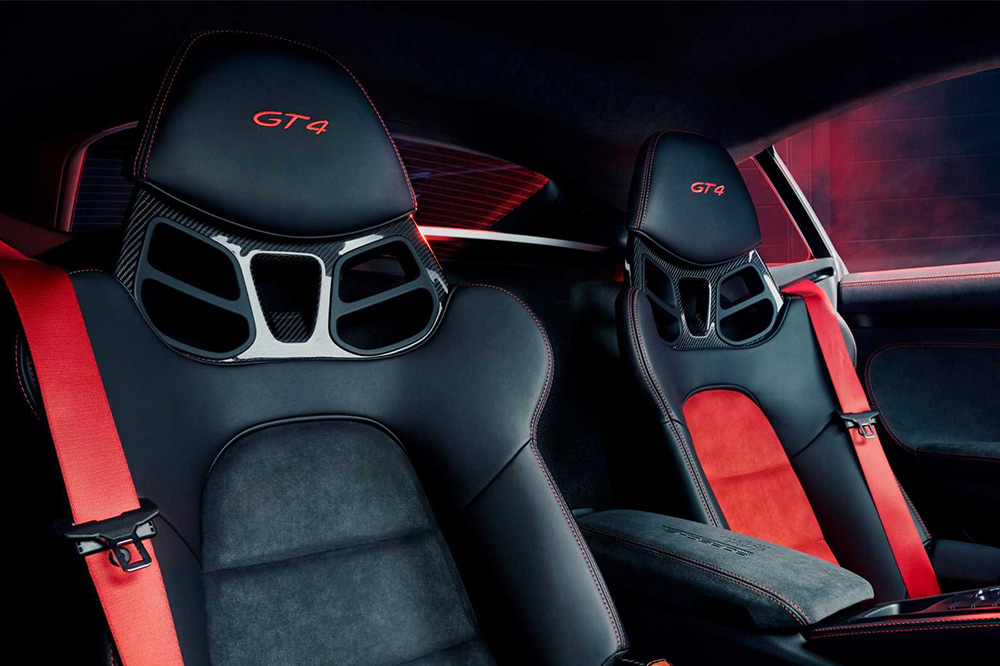 Porsche 718 Cayman GT4 Sport Cup Edition interior
