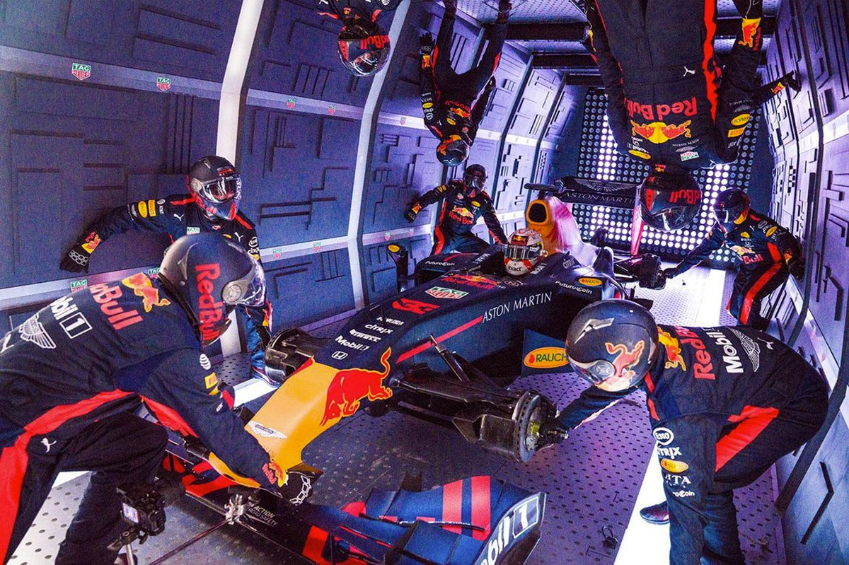 Red Bull realiza un pit-stop con gravedad cero