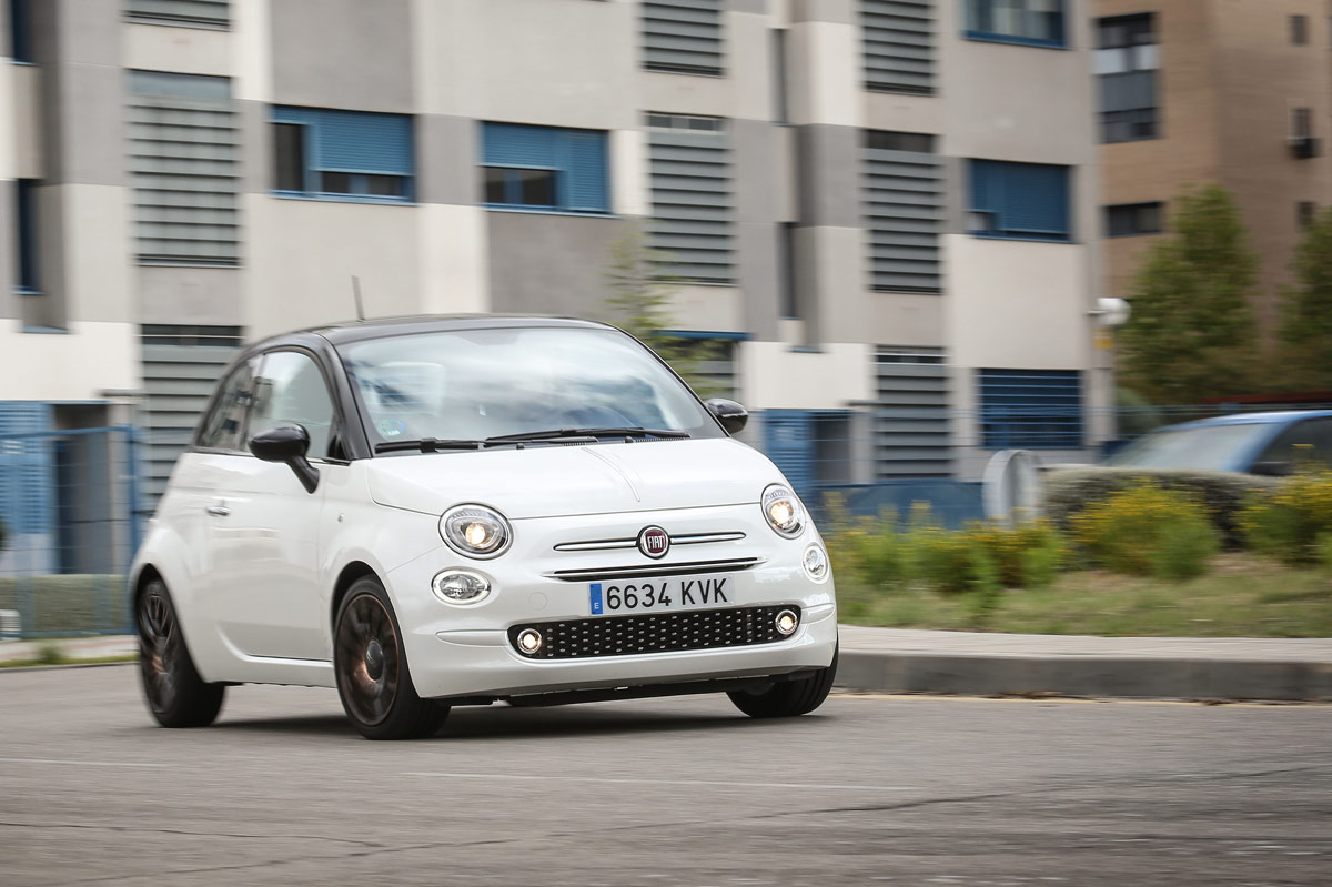 foto durante la prueba del Fiat 500 1.2 69 CV GLP 120th Aniversario