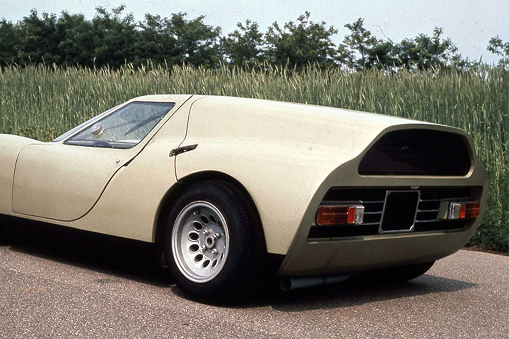 Alfa Romeo Scarabeo trasera