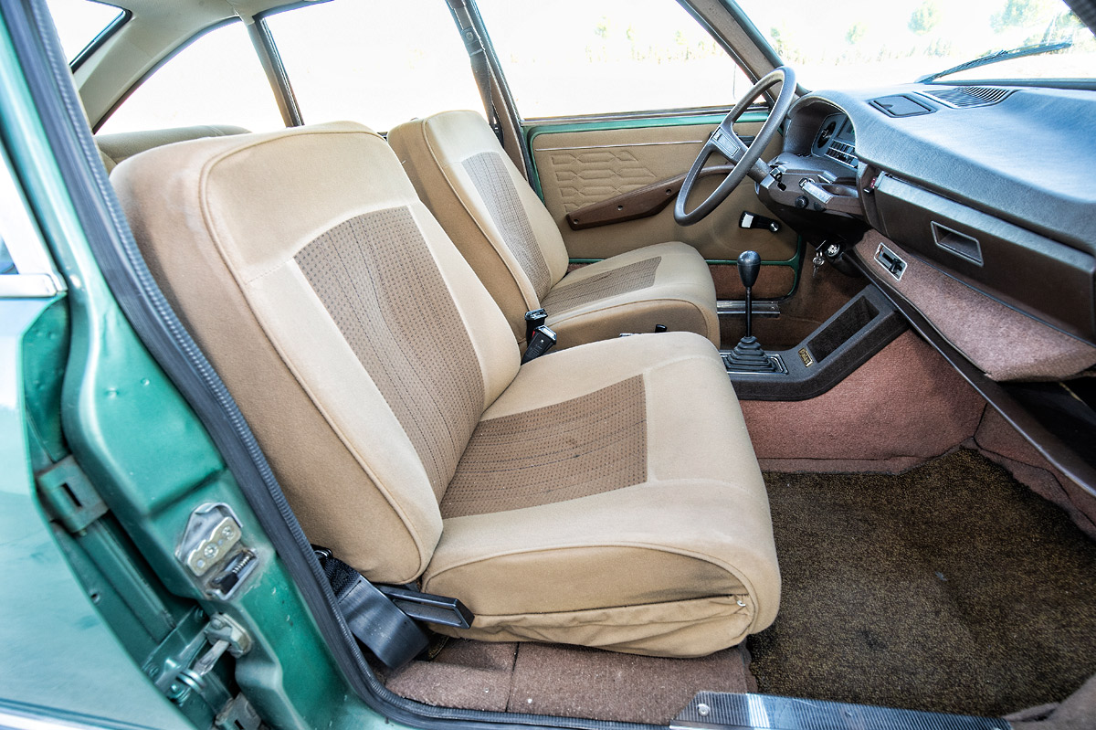 Plazas delanteras del Citroën GS Plazas delanteras del Citroën GS