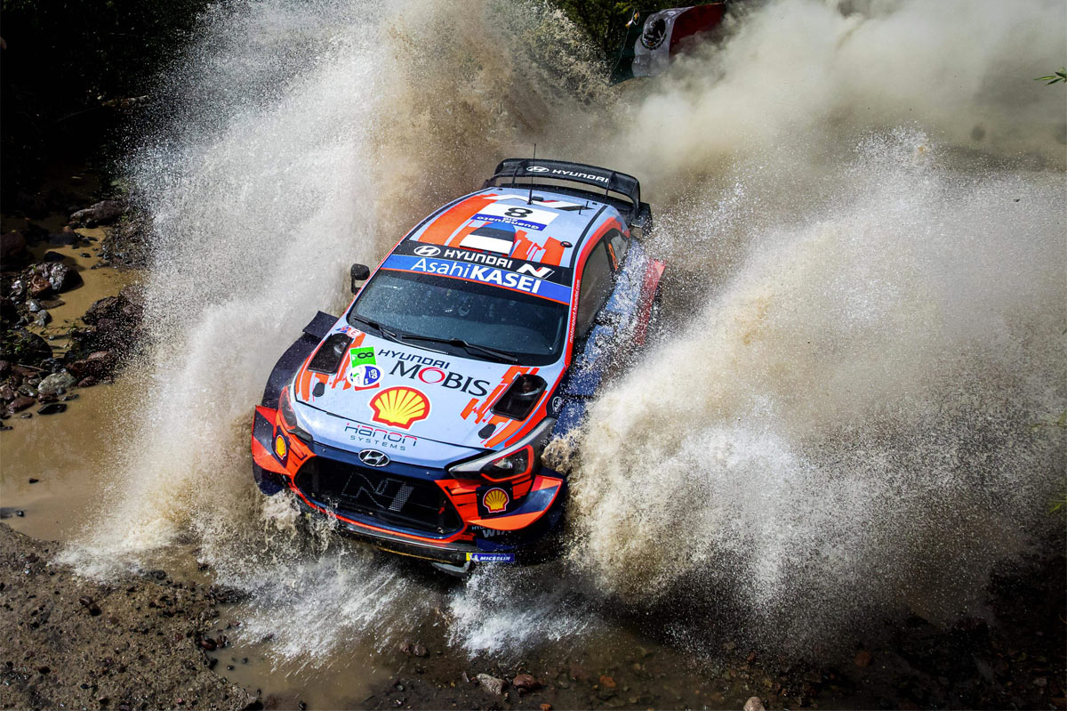 Ott Tanak en el Rallye de México 2020