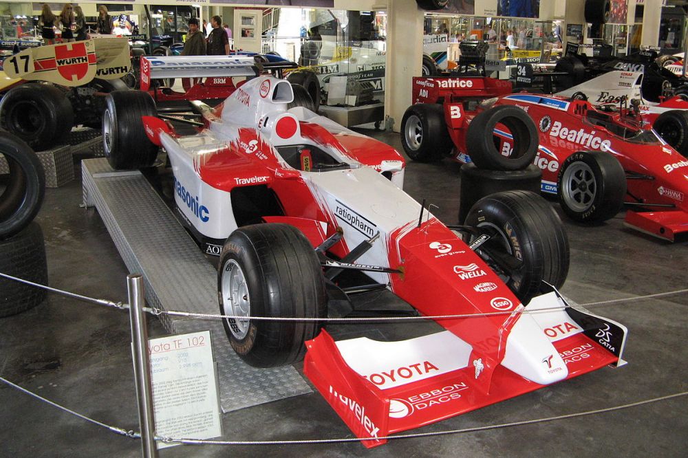 Toyota TF102