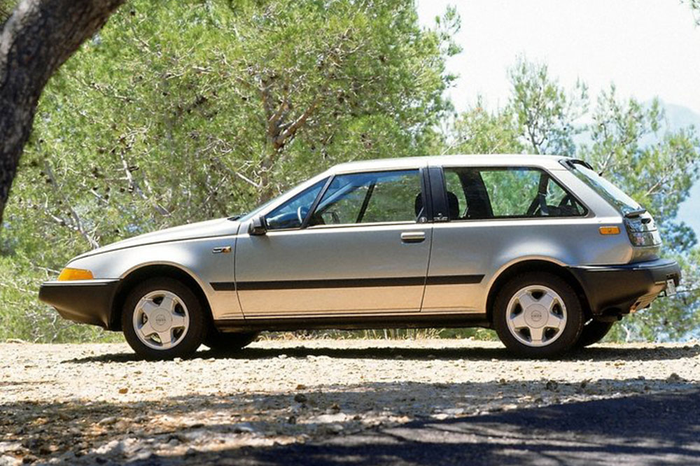 coches extraños de los 90 