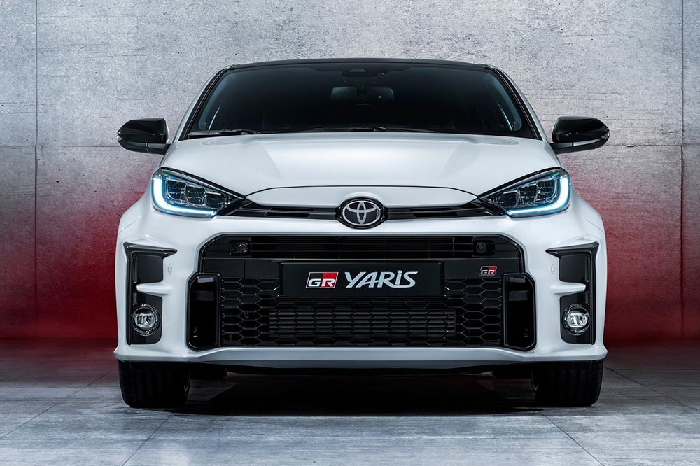 origen de los nombres de las marcas de coches 