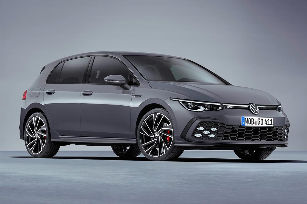 origen de los nombres de las marcas de coches 