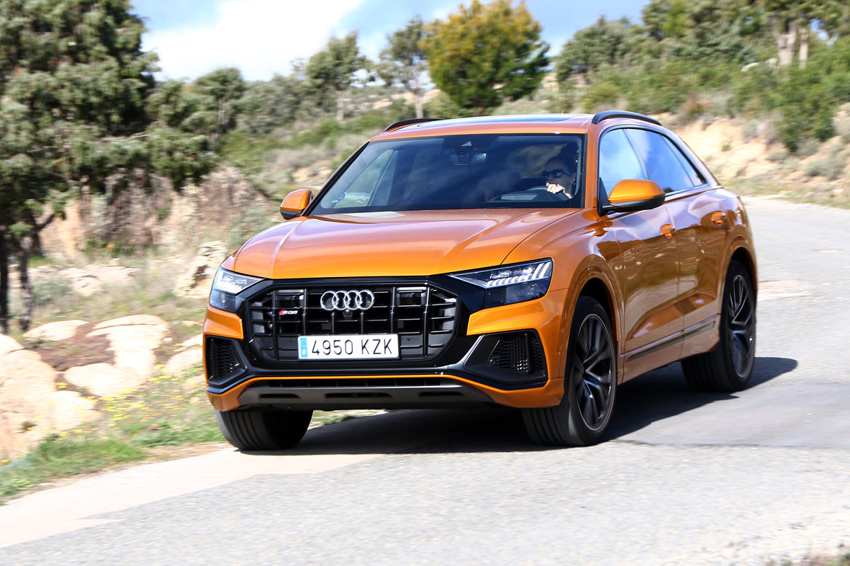 foto dinámica de la prueba del Audi SQ8 TDI
