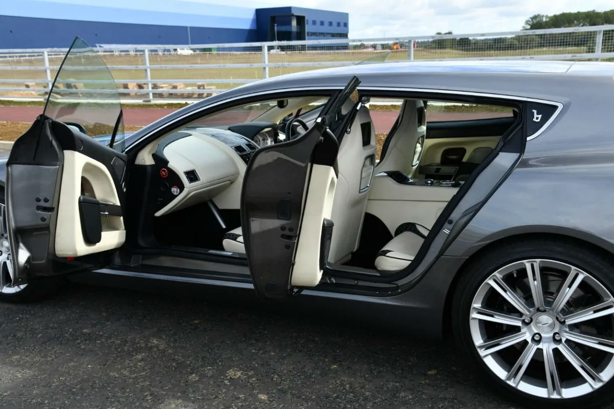 Aston Martin Jet 2+2 Shooting Brake