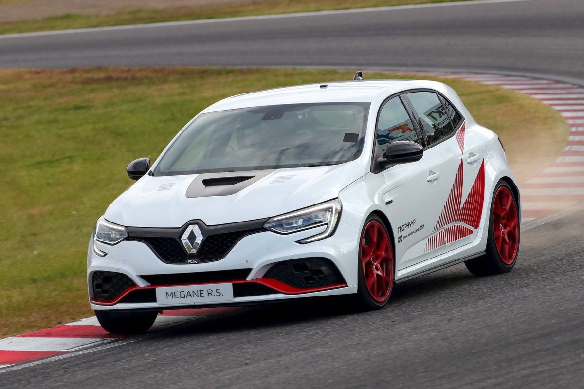 Renault Mégane R.S Trophy-R frontal