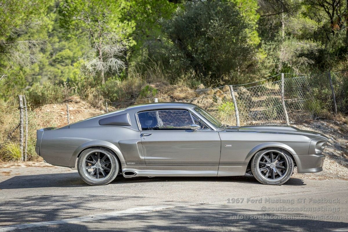 Ford Mustang Shelby Eleanor lateral
