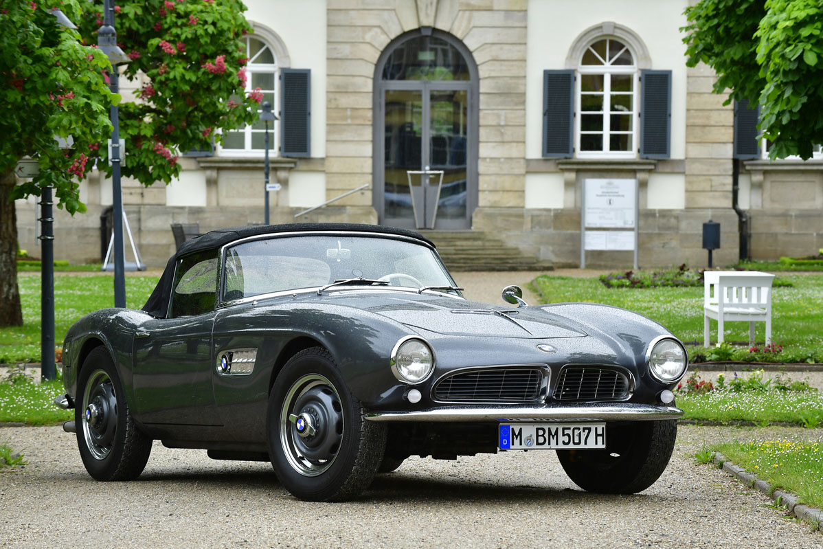 tres cuartos frontal del BMW 507