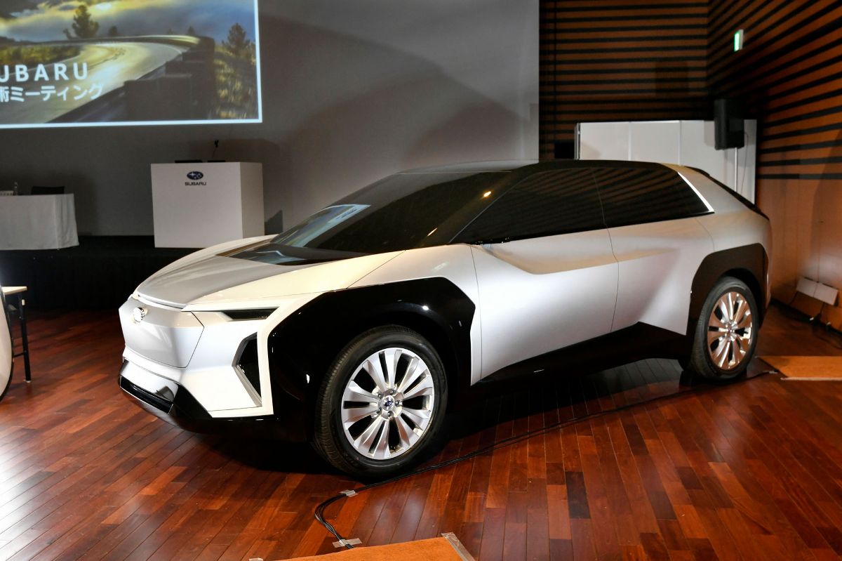 Subaru EV SUV Concept