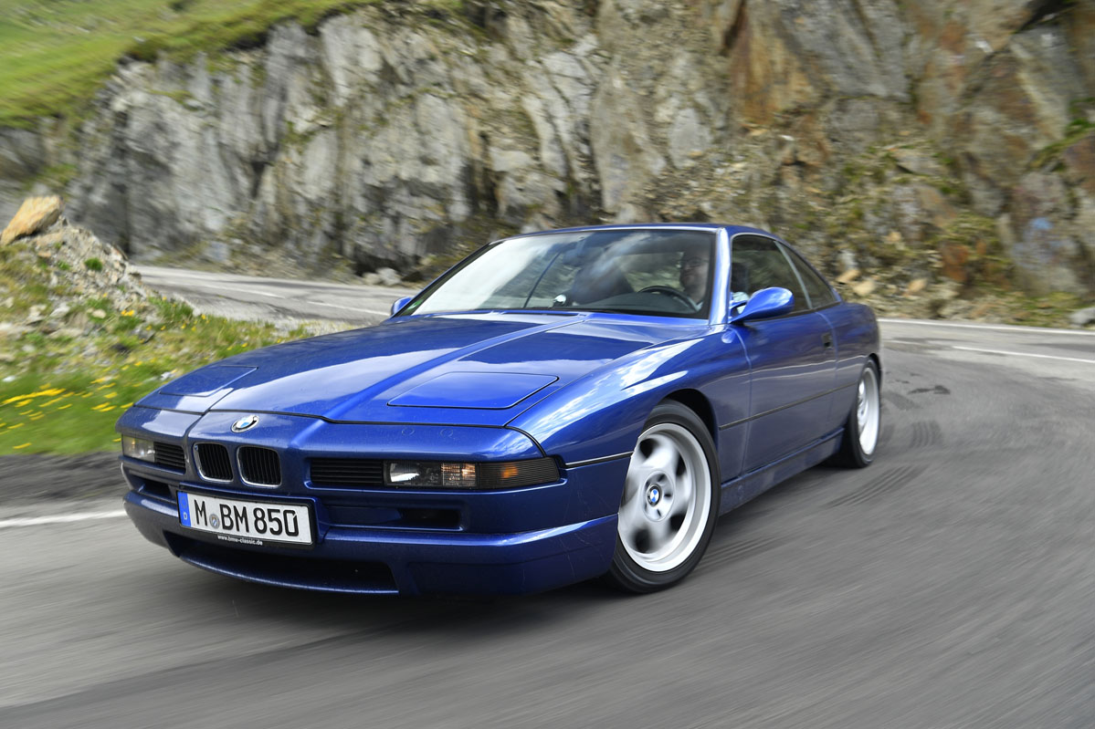 prueba en curva del V12 del BMW 850 CSi