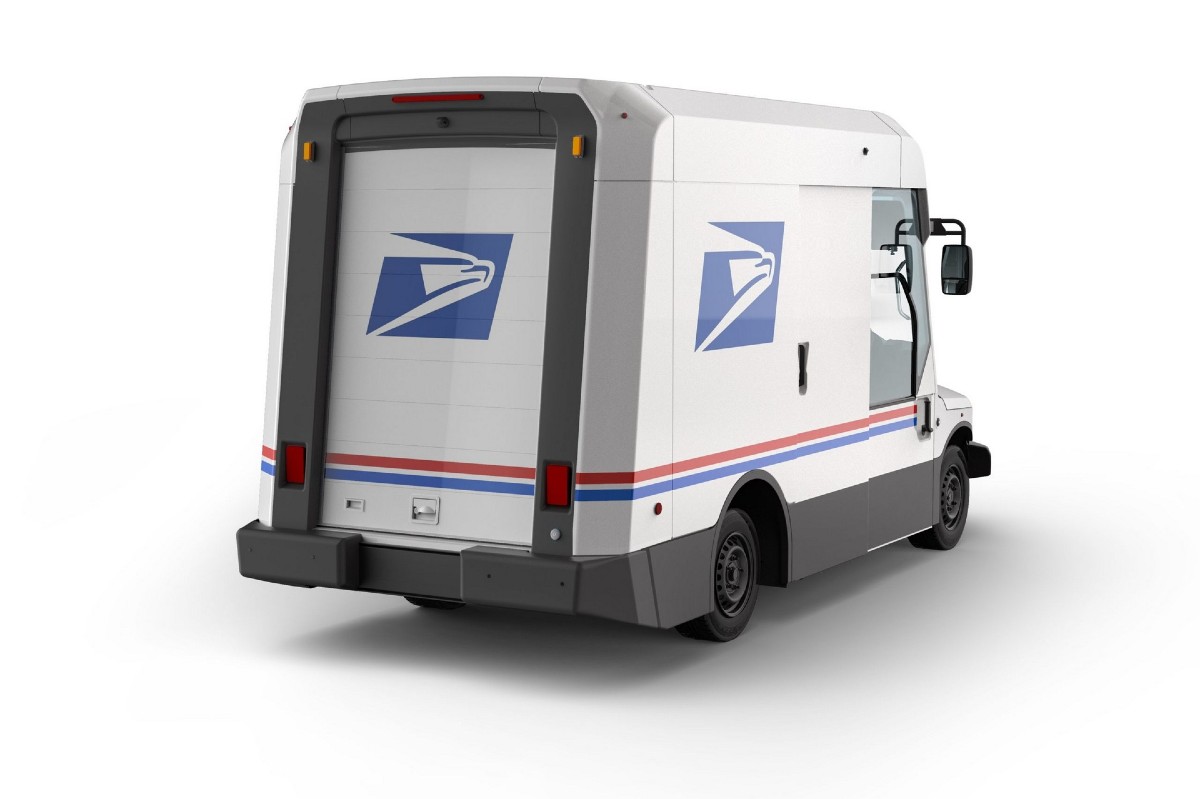 Furgoneta reparto correos Estados Unidos 2023 3/4 trasera