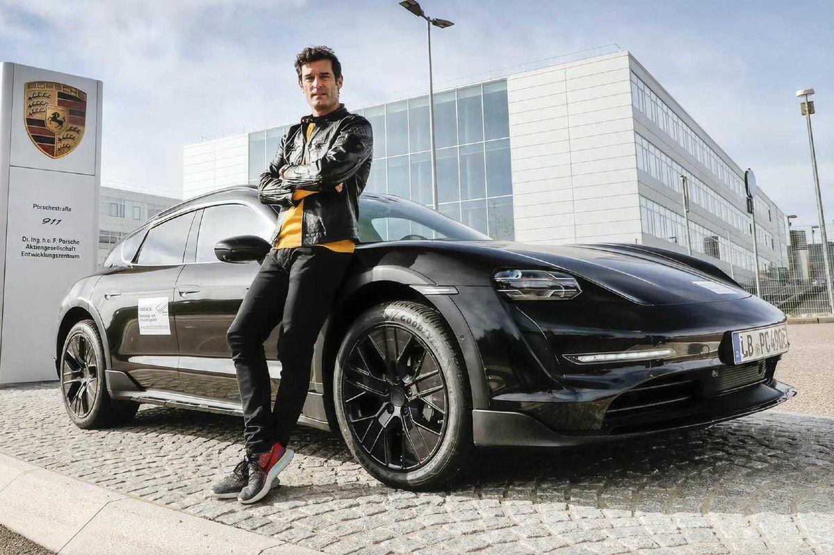 Porsche Taycan Cross Turismo