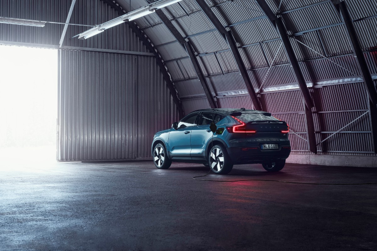 Volvo C40 Recharge 3/4 trasera