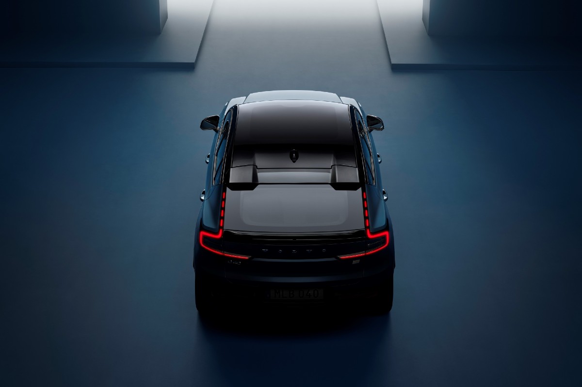 Volvo C40 Recharge trasera