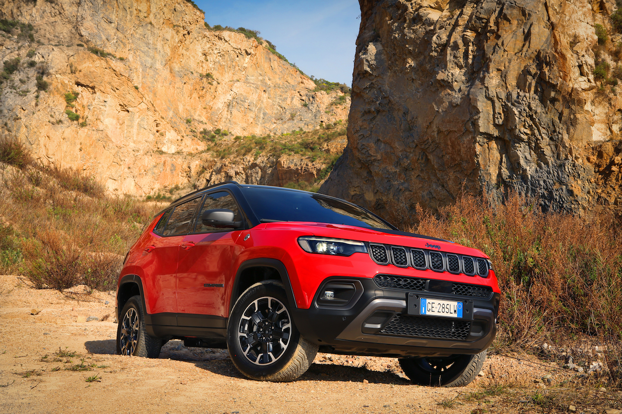 Jeep Compass 2021 restyling 3/4 frontal