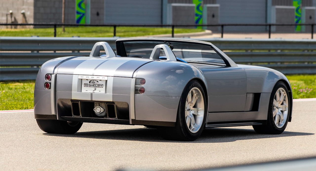Subasta Ford Shelby Cobra Concept 2004